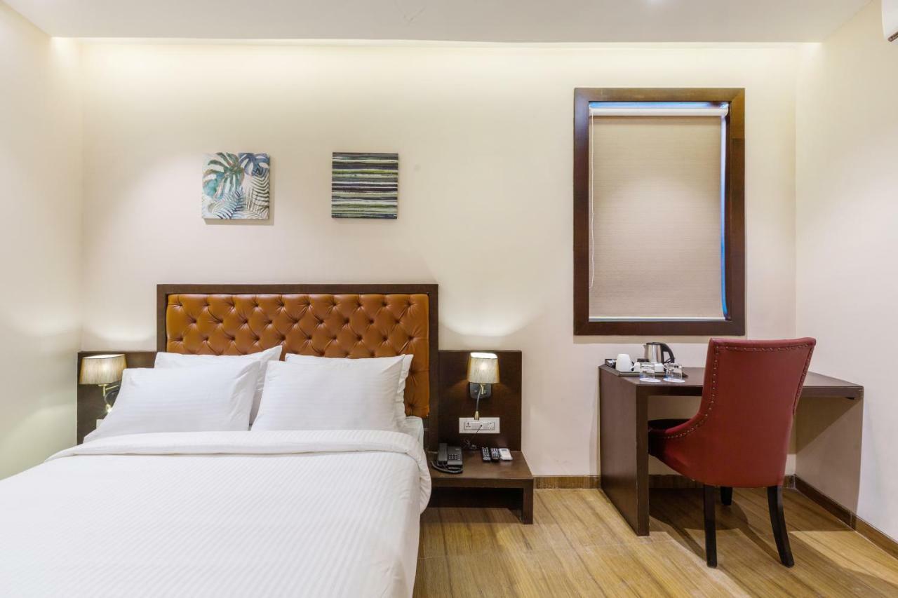 York Hotel Kochi Екстер'єр фото