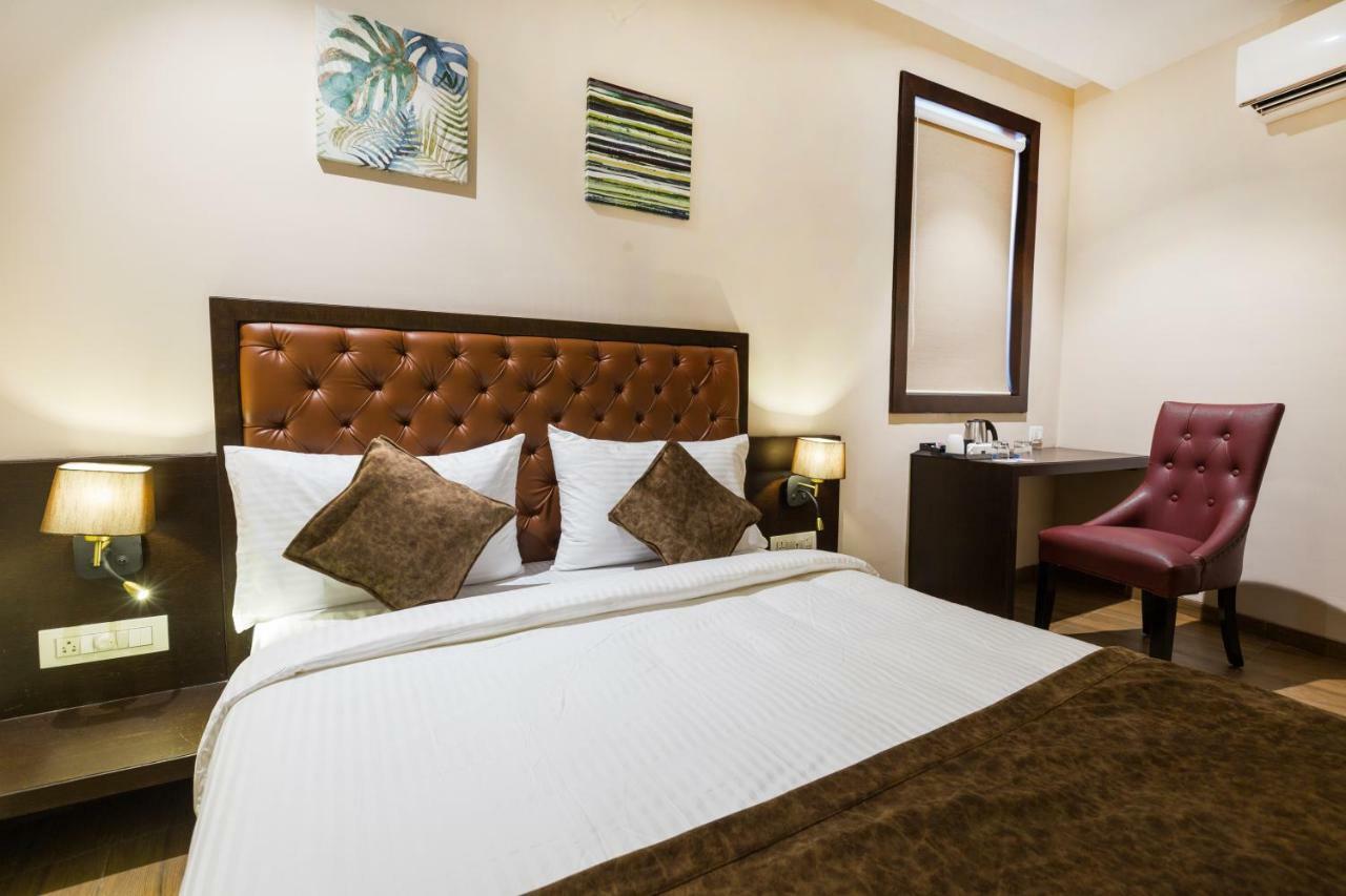 York Hotel Kochi Екстер'єр фото