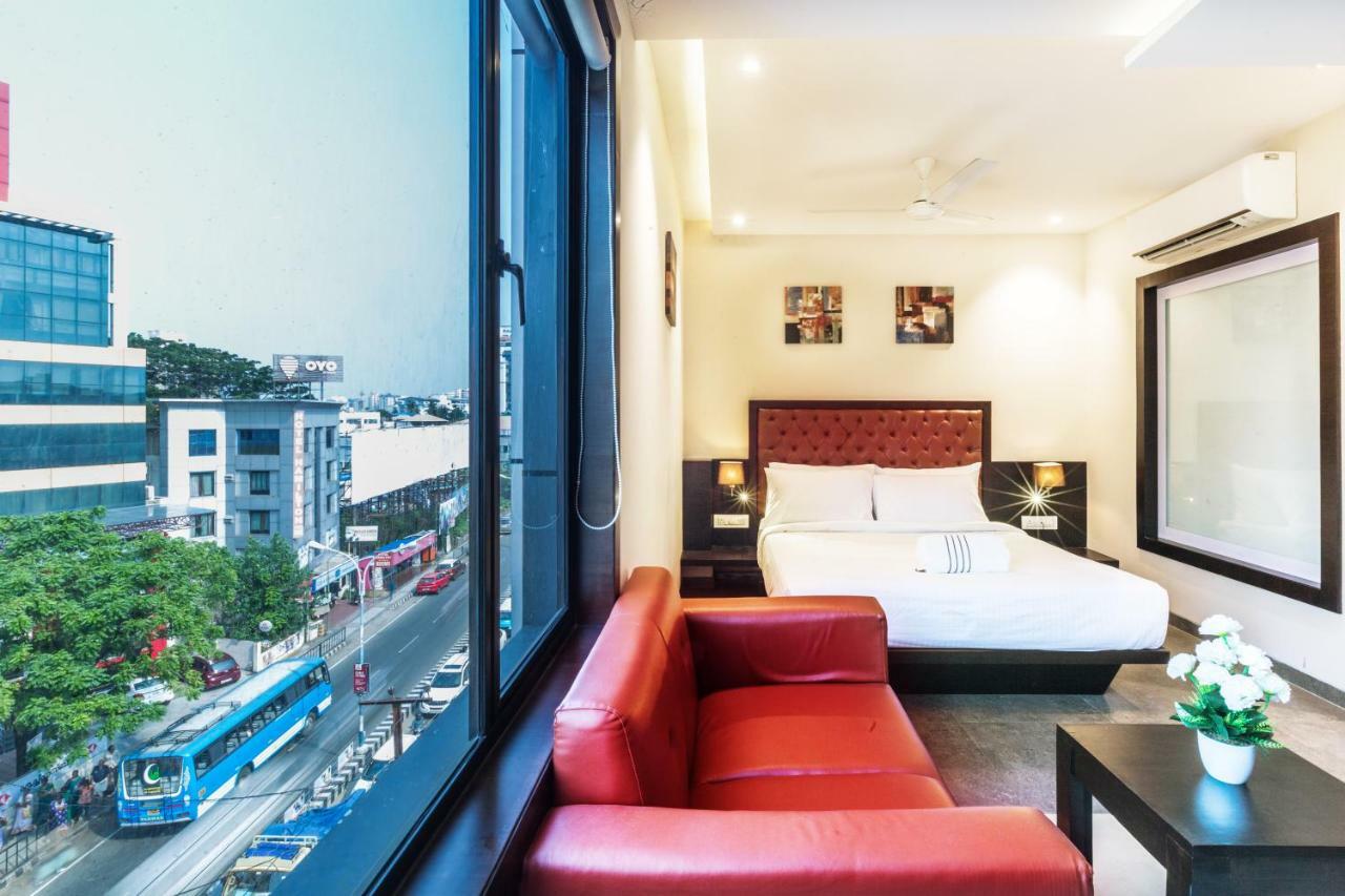 York Hotel Kochi Екстер'єр фото