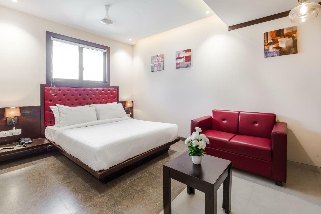 York Hotel Kochi Екстер'єр фото